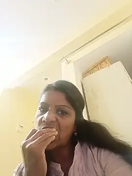 Snapshot of ashwini805057 chatting on 18, 7, 2026 ashwini805057 online show from 18, 7, 2026