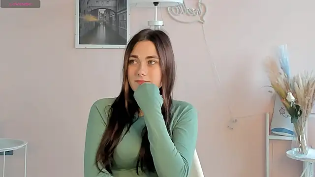 MarcellePiwowar online show from 19, 7, 2026