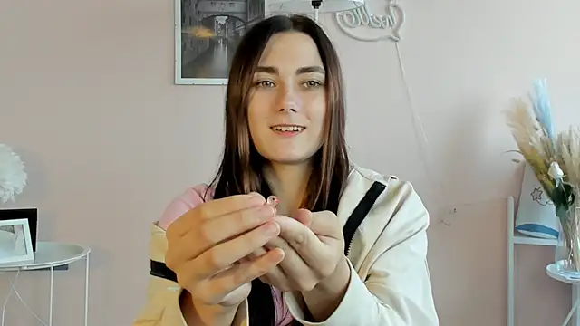 MarcellePiwowar online show from 20, 7, 2026