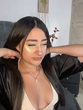 liittle tiffany online show from 18, 7, 2026