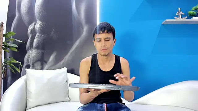 Nixen Casillas online show from 18, 7, 2026