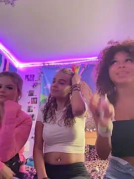 x0 elly1 online show from 19, 7, 2026