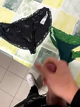 swissboy22 online show from 29, 10, 2025