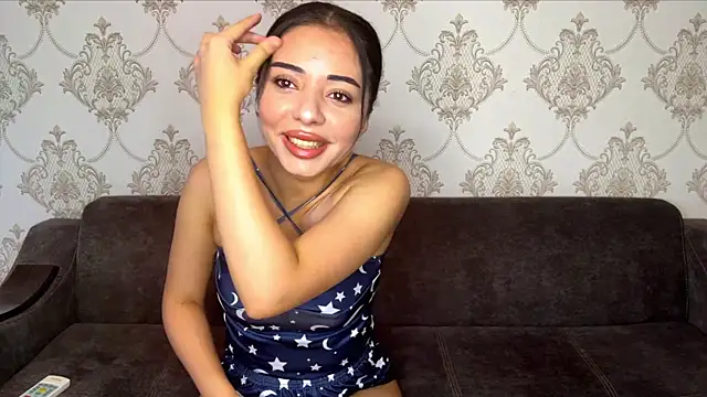 Snapshot of BellaCorvina chatting on 21, 7, 2026 BellaCorvina online show from 21, 7, 2026
