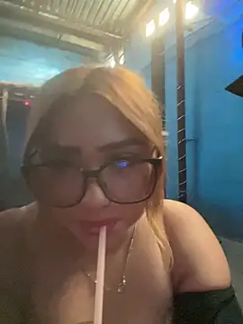 MonicaaPink online show from 27, 7, 2026
