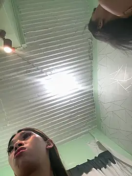 cuttiegurlSam online show from 20, 7, 2026