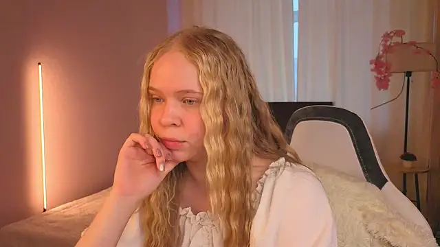 Snapshot of Sweet_Angelll chatting on 24, 7, 2026 Sweet Angelll online show from 24, 7, 2026