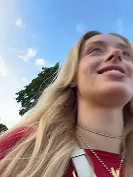 PollyDolly online show from 22, 7, 2026