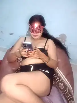 Snapshot of Komal_hot76 chatting on 30, 7, 2026 Komal hot76 online show from 30, 7, 2026