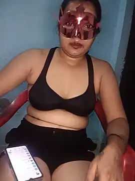 Snapshot of Komal_hot76 chatting on 2, 8, 2026 Komal hot76 online show from 2, 8, 2026