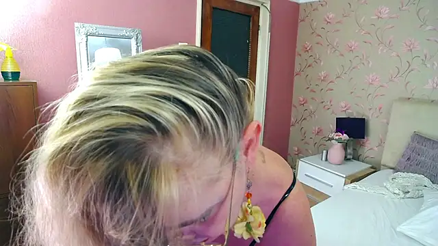 MatureMariah online show from 22, 2, 2025