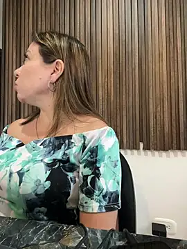 Snapshot of Scarlett_Noil chatting on 23, 7, 2026 Scarlett Noil online show from 23, 7, 2026