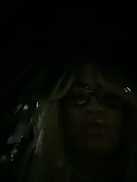 Snapshot of riri_brunnete chatting on 20, 5, 2026 riri brunnete online show from 20, 5, 2026