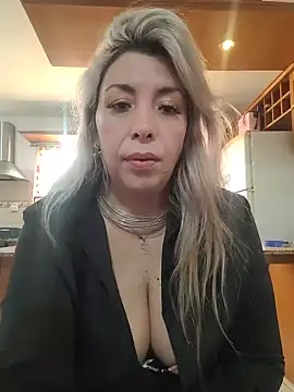 Snapshot of Aldana2015 chatting on 7, 8, 2026 Aldana2015 online show from 7, 8, 2026