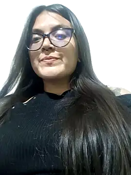 Snapshot of CarolineHot_04 chatting on 25, 7, 2026 CarolineHot 04 online show from 25, 7, 2026