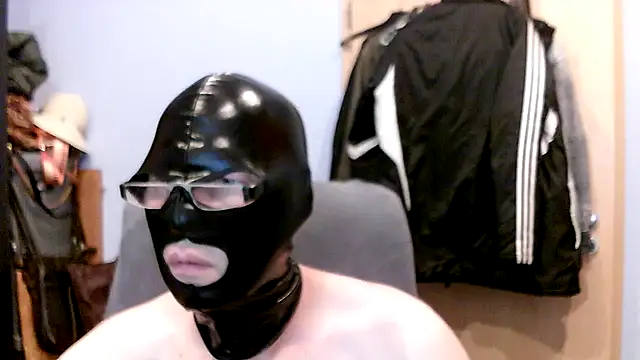 Snapshot of Gesichtsfotze69 chatting on 23, 7, 2026 Gesichtsfotze69 online show from 23, 7, 2026