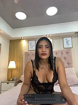 Taylor Velvet online show from 25, 7, 2026