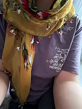 Snapshot of leyla_980 chatting on 23, 7, 2026 leyla 980 online show from 23, 7, 2026