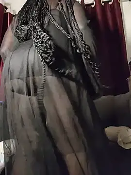 Shee theQueen online show from 28, 7, 2026