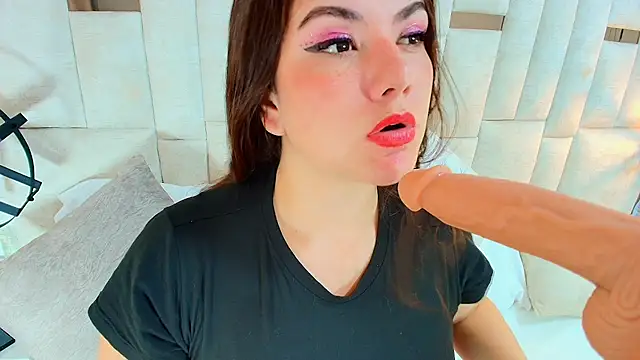 Snapshot of Julianna_SX chatting on 28, 7, 2026 Julianna SX online show from 28, 7, 2026