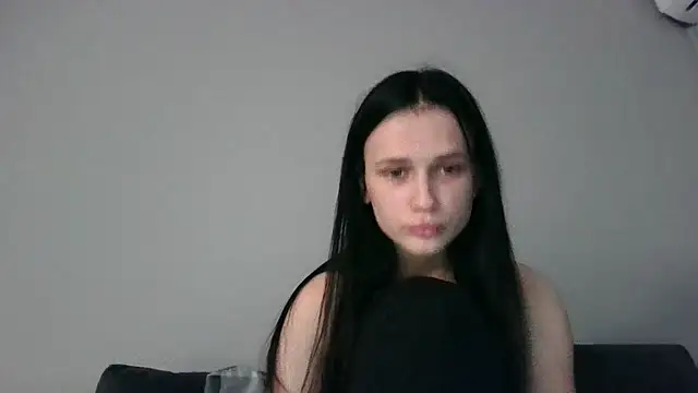 Snapshot of Juicy-Elis chatting on 1, 8, 2026 Juicy-Elis online show from 1, 8, 2026