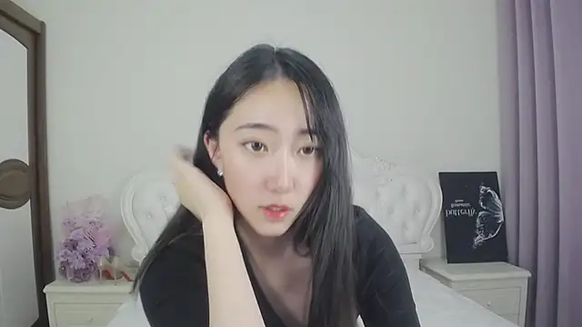 VeronicaDaugherty online show from 25, 7, 2026