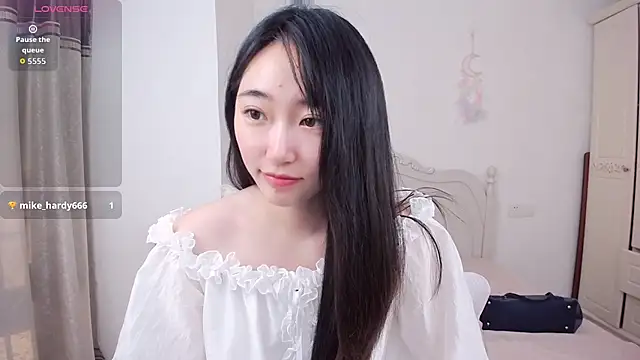 VeronicaDaugherty online show from 26, 7, 2026