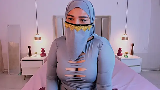 amira farahh online show from 25, 7, 2026