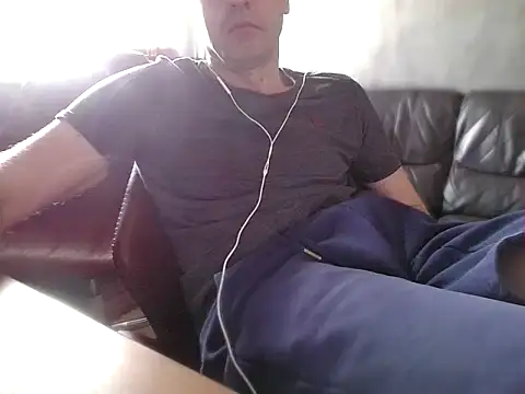 Snapshot of trebor600 chatting on 24, 3, 2026 trebor600 online show from 24, 3, 2026