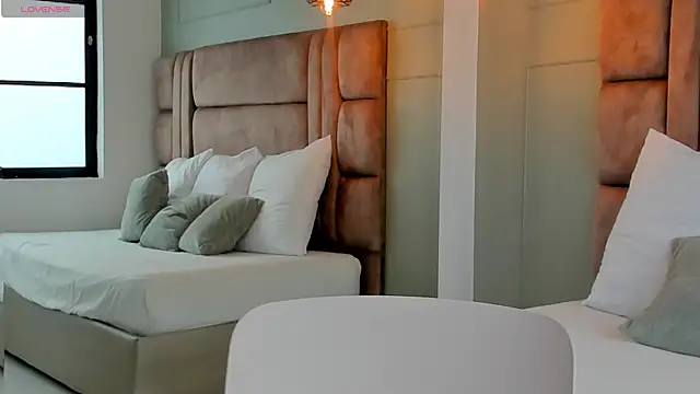 Snapshot of kylie_monnroe chatting on 29, 7, 2026 kylie monnroe online show from 29, 7, 2026