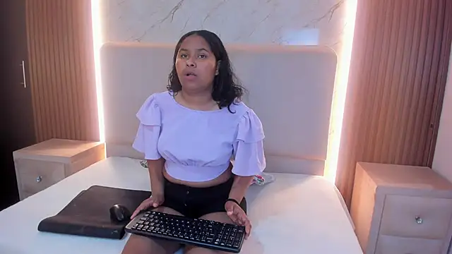 Sweet HL online show from 26, 7, 2026
