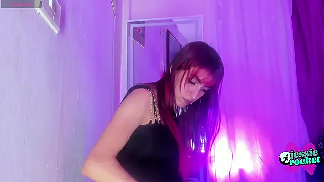 jessierocketx online show from 25, 11, 2025