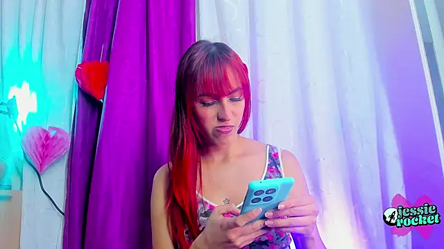 jessierocketx online show from 25, 2, 2026