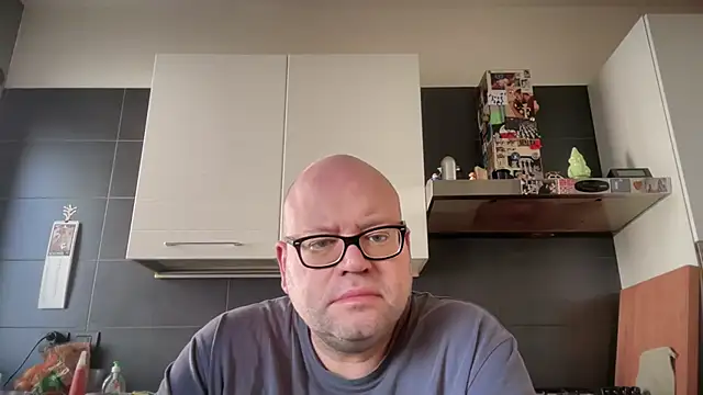 theitalianbear online show from 15, 11, 2025