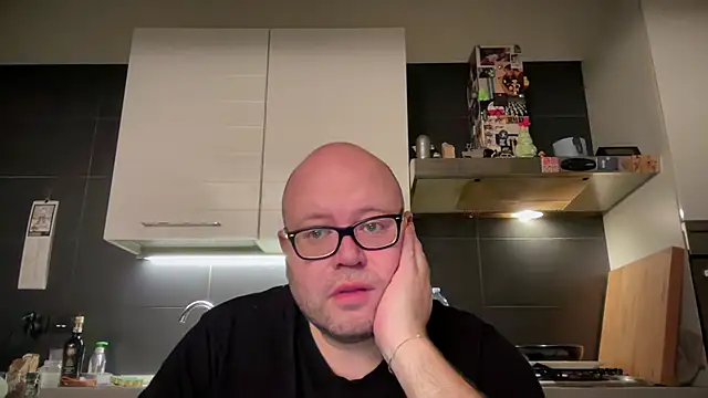 theitalianbear online show from 15, 1, 2025