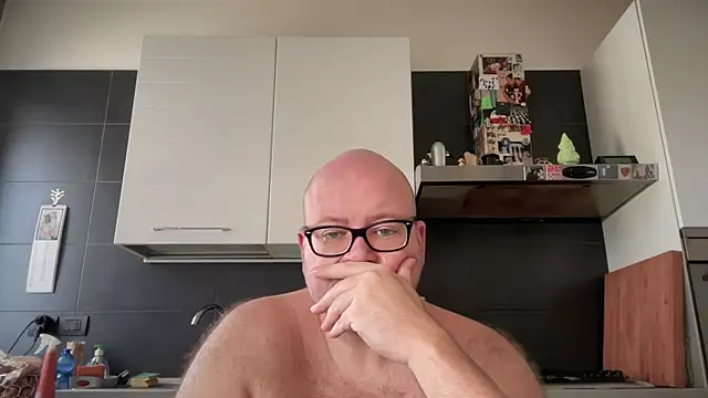 theitalianbear online show from 23, 9, 2025