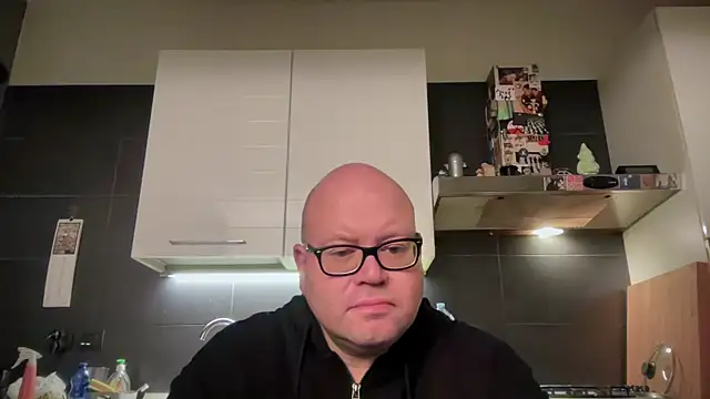 theitalianbear online show from 19, 10, 2025