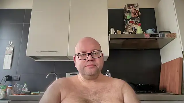 theitalianbear online show from 25, 2, 2025