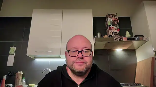 theitalianbear online show from 31, 3, 2026