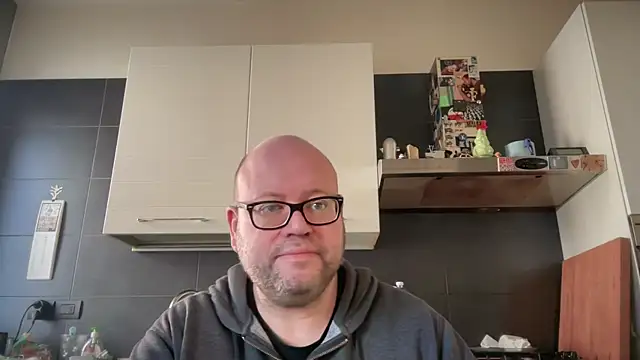 theitalianbear online show from 10, 2, 2025