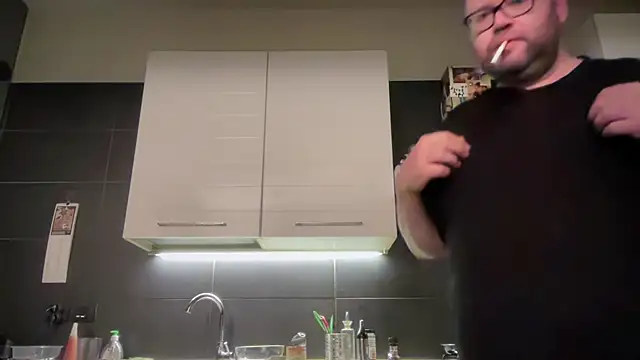 theitalianbear online show from 6, 11, 2025