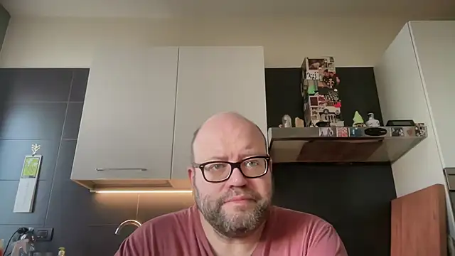 theitalianbear online show from 17, 5, 2026