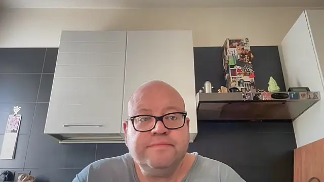 theitalianbear online show from 26, 4, 2026