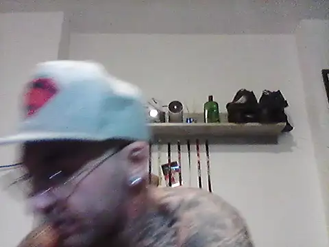 Snapshot of MagicStickBoy chatting on 8, 7, 2026 MagicStickBoy online show from 8, 7, 2026
