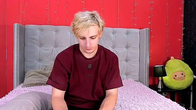 Snapshot of DamonLux_ chatting on 29, 7, 2026 DamonLux online show from 29, 7, 2026