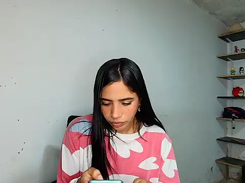 Hazel pretty online show from 26, 7, 2026