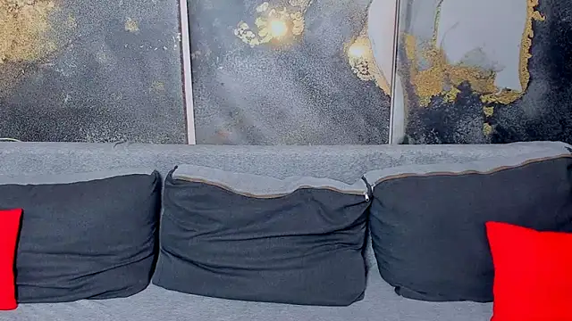 Snapshot of Stuning__Lily chatting on 2, 4, 2026 Stuning Lily online show from 2, 4, 2026