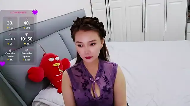 LucyLin-d2 online show from 27, 7, 2026