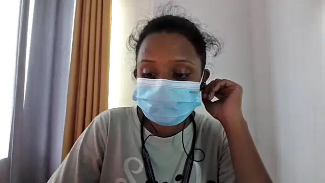 Snapshot of AngelisseRose chatting on 28, 7, 2026 AngelisseRose online show from 28, 7, 2026