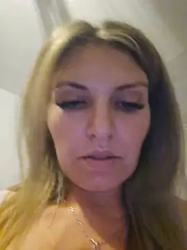 Bianca Ella online show from 28, 7, 2026